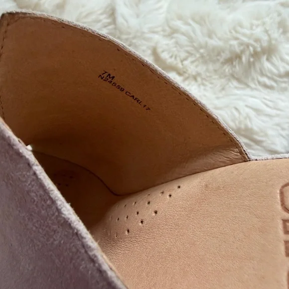 Urban Outfitters Cream Mules - Picture 5 of 6